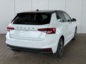 SKODA Fabia Top Selection 1.0 TSI DSG Frontscheibeheiz. PDC V&H + Kamera / Keyless Entry / Sitz + Lenkradheizung