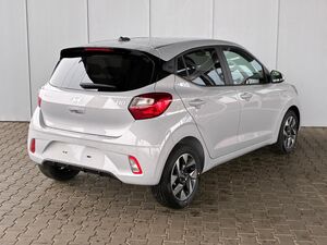 HYUNDAI i10 Advance 1.2 GDI / Rückfahrkamera / Sitz + Lenkradheizung / Navi / Alu 15