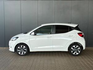 HYUNDAI i10 MPI 1.0 63PS Comfort / CarPlay / Navi / Kamera / Tempomat / Alu 15
