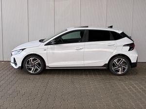 HYUNDAI i20 1.0 7DCT N-Line / Schiebedach / Bose-Soundsystem / Sitz + Lenkradheizung / LED / ACC / Navi / Alu 17