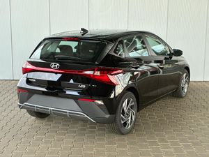 HYUNDAI i20 1.2 MPI 5MT Comfort / Navi / Carplay / Rückfahrkamera / Tempomat / Alu 16