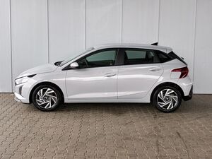 HYUNDAI i20 Comfort+ 1.0 T-GDI 6MT / Navi / PDC m. Kamera / Alu 16