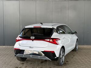 HYUNDAI i20 Emotion 1.0 T-GDi 7DCT / Navi / Tempomat / Shz vorne / Lenkradheizung / LED / ALU 17
