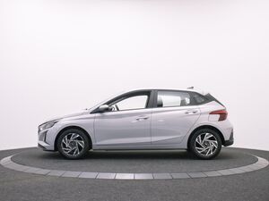 HYUNDAI i20 1.2 MPI 5MT Comfort / Navi / PDC Hinten + Kamera / Tempomat / Alu 16