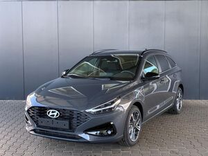 HYUNDAI i30 Kombi Comfort Plus 1.5 GDI / Lenkr. & Sitzheizung / LED / Keyless / Alu17 / Privacy / PDC V.&H. m. K