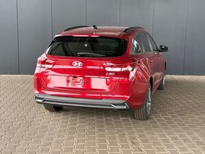HYUNDAI i30 Kombi Comfort Plus 1.0 TGDI DCT / Navi / Sitz + Lenkradheizung / PDC V&H + Kamera / LED / Alu 17