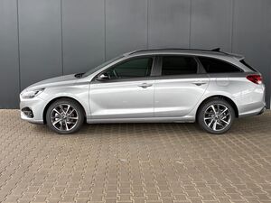 HYUNDAI i30 Kombi Comfort Plus 1.0 TGDI DCT / Navi / Sitz + Lenkradheizung / PDC V&H + Kamera / LED / Alu 17