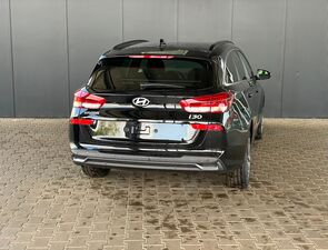 HYUNDAI i30 Kombi Comfort Plus 1.0 TGDI DCT/ Navi / Sitz + Lenkradheizung / PDC V&H + Kamera / LED / Alu 17