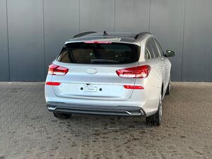 HYUNDAI i30 Kombi Comfort Plus 1.0 TGDI DCT Navi/ Adaptiver Tempomat/ Totwinkel Assistent/ Alu 17