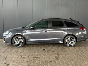 HYUNDAI i30 N-Line 1.5 T-GDI 48V / Navi / PDC V&H + Kamera / Sitz + Lenkradheizung / LED / Alu 18