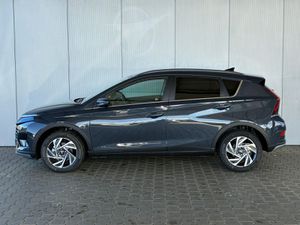 HYUNDAI BAYON Premium 1.2 MPI / Navi / Sitz + Lenkradheizung / Rückfahrkamera / Tempomat / Klimaautomatik / Alu 1