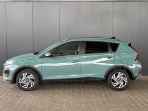 HYUNDAI BAYON Comfort Plus 1.2 MPI / Sitz + Lenkradheizung / PDC V&H + Kamera / LED / Tempomat / Keyless / Alu 16