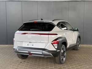 HYUNDAI KONA Comfort Plus 1.6 T-GDI 2WD 7-DCT / PDC V&H + Kamera / Sitz + Lenkradheizung / Navi / LED / Alu 18