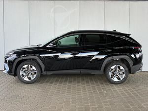 HYUNDAI TUCSON Comfort 1.6 T-GDI 2WD 48V DCT / Matrix-LED / 4x Shz / E-Klappe / ACC / Tempomat / Kamera / Alu 18