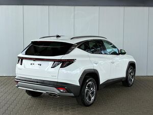 HYUNDAI TUCSON HEV 2WD Comfort Plus / Soundsystem / ACC / Sitz + Lenkradheiz. / Alu 17 / E-Heckklappe / Keyless / L