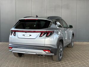 HYUNDAI TUCSON Comfort Plus 1.6 T-GDI 2WD 48V DCT / Matrix-LED / Elek. Heck / 360° Kam. / Teilleder / Shz vo + hi 