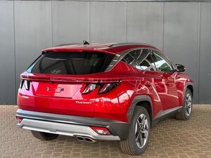 HYUNDAI TUCSON Comfort Plus 1.6 T-GDI 2WD 48V DCT / Matrix-LED / Elek. Heck / 360° Kam. / Teilleder / Shz vo + hi 