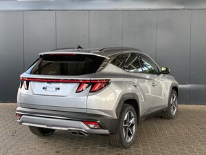 HYUNDAI TUCSON Comfort Plus 1.6 T-GDI 4WD 48V 7DCT / Matrix-LED / ACC / Elek. Heck / 360° Kam. / Teilleder / Shz v