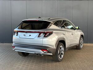 HYUNDAI TUCSON Comfort 1.6 T-GDI 2WD / LED / PDC V&H + Kamera / Sitz + Lenkradheizung / Alu 18