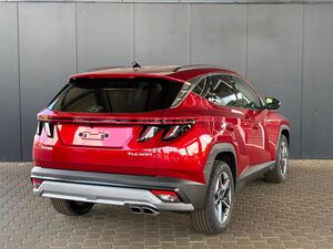 HYUNDAI TUCSON Comfort 1.6 T-GDI 2WD / LED / PDC V&H + Kamera / Sitz + Lenkradheizung / Alu 18