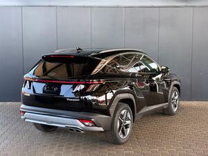 HYUNDAI TUCSON Comfort Plus 1.6 T-GDI 2WD / Matrix-LED / ACC / Shz vo+hi + Lenkradheizung / Elek. Heck / Alu 18