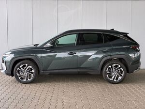 HYUNDAI TUCSON 1.6 T-GDI 6MT Luxury / Head Up / 360° Kam / 4x Shz + Sitzbelüftung vo. / Leder / E-Klappe / 3 Zone