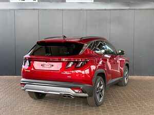 HYUNDAI TUCSON Comfort Plus 1.6 T-GDI 4WD 7DCT / Matrix-LED / ACC / Teilleder / Shz vo+hi + Lenkradheizung / Elek. 