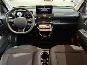 HYUNDAI INSTER E-Motion 42kWh / ACC / Rückfahrkamera / Navi / Klimaautomatik uvm.