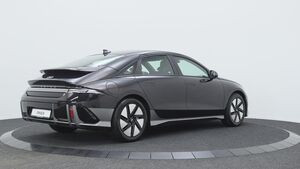 HYUNDAI IONIQ 6 77,4 kWh RWD / ACC / LED / Elekt. Heckklappe / 2-Zonen Klimaaut. / Alu 18