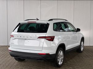 SKODA Karoq 1.0 TSI EXECUTIVE Navi / Carplay / ACC / Klimaautomatik / LED / Rückfahrkamera / Alu 17