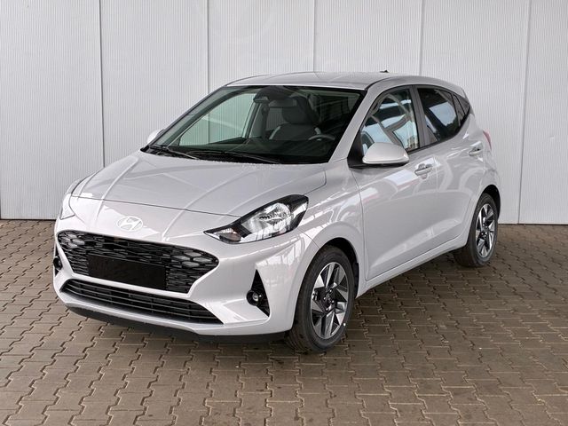 HYUNDAI i10 Premium 1.2 GDI / Sitz + Lenkradheizung / Navi / Klimaautomatik / Alu 15
