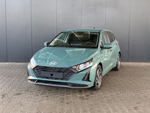HYUNDAI i20 Pure 1.2 MPI / Navi / PDC Hinten + Kamera / Abgedunkelte Scheiben / Tempomat / Alu 16