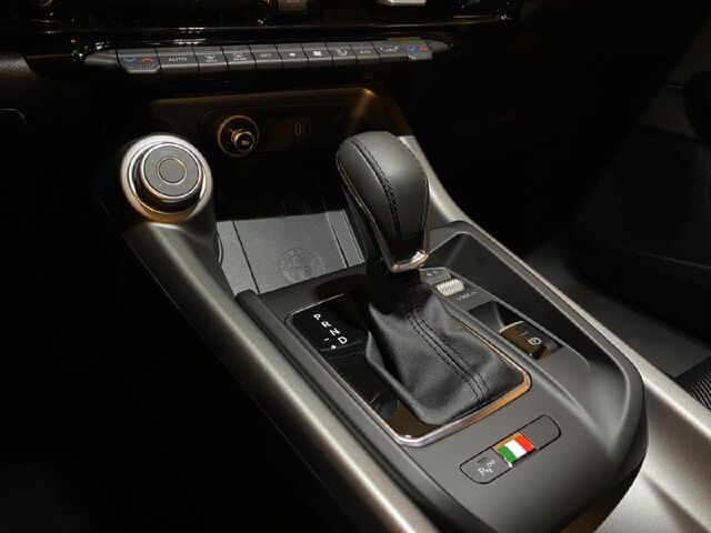 ALFA ROMEO Tonale Sprint Ansicht 8 für Fahrzeugdetailseite