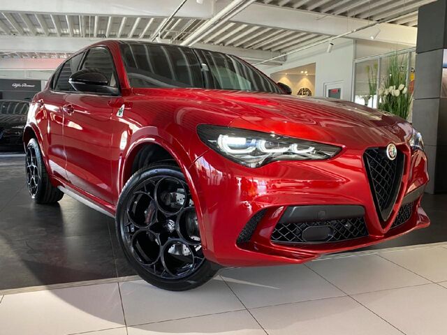 ALFA ROMEO Stelvio Quadrifoglio Q4 Akrapovic*SD*Tech* Ansicht 2 für Fahrzeugdetailseite