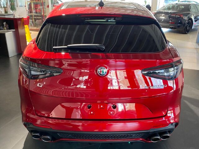 ALFA ROMEO Stelvio Quadrifoglio Q4 Akrapovic*SD*Tech* Ansicht 6 für Fahrzeugdetailseite