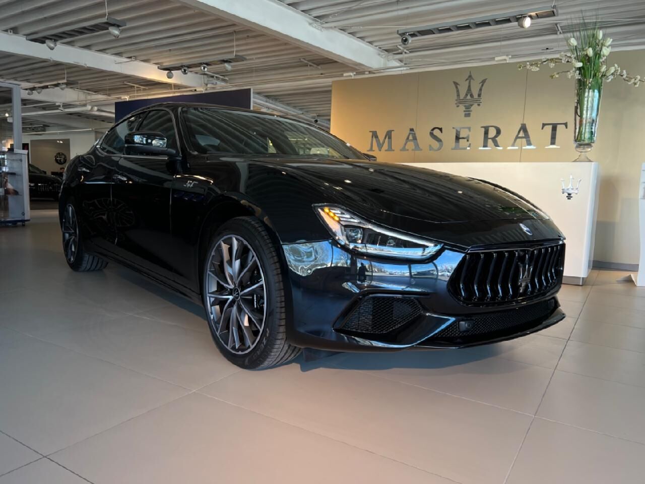 MASERATI Ghibli GT Mild-Hybrid *Maserati-IN* Ansicht 2 für Fahrzeugdetailseite