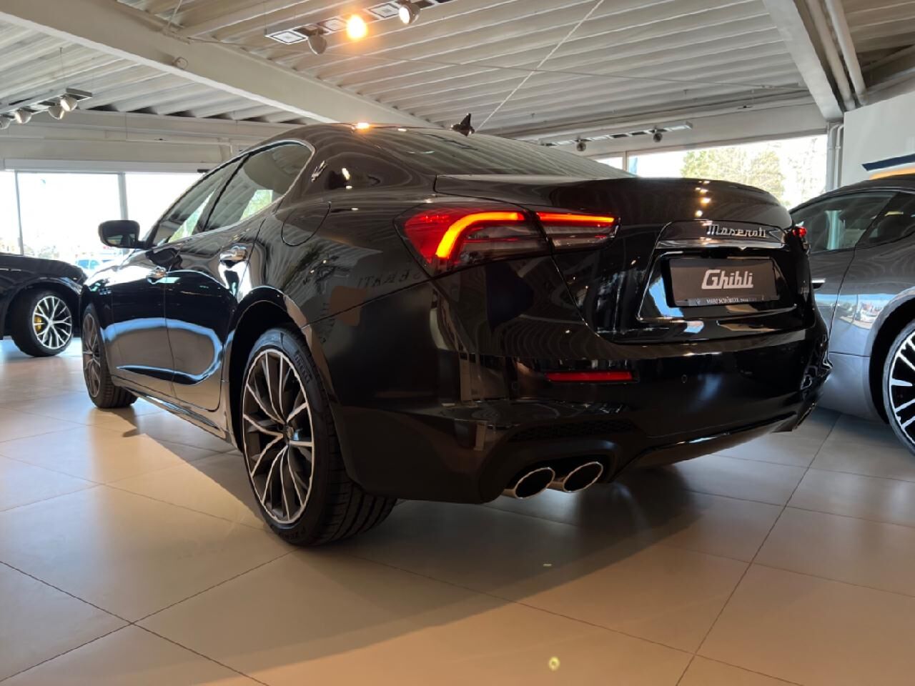 MASERATI Ghibli GT Mild-Hybrid *Maserati-IN* Ansicht 3 für Fahrzeugdetailseite