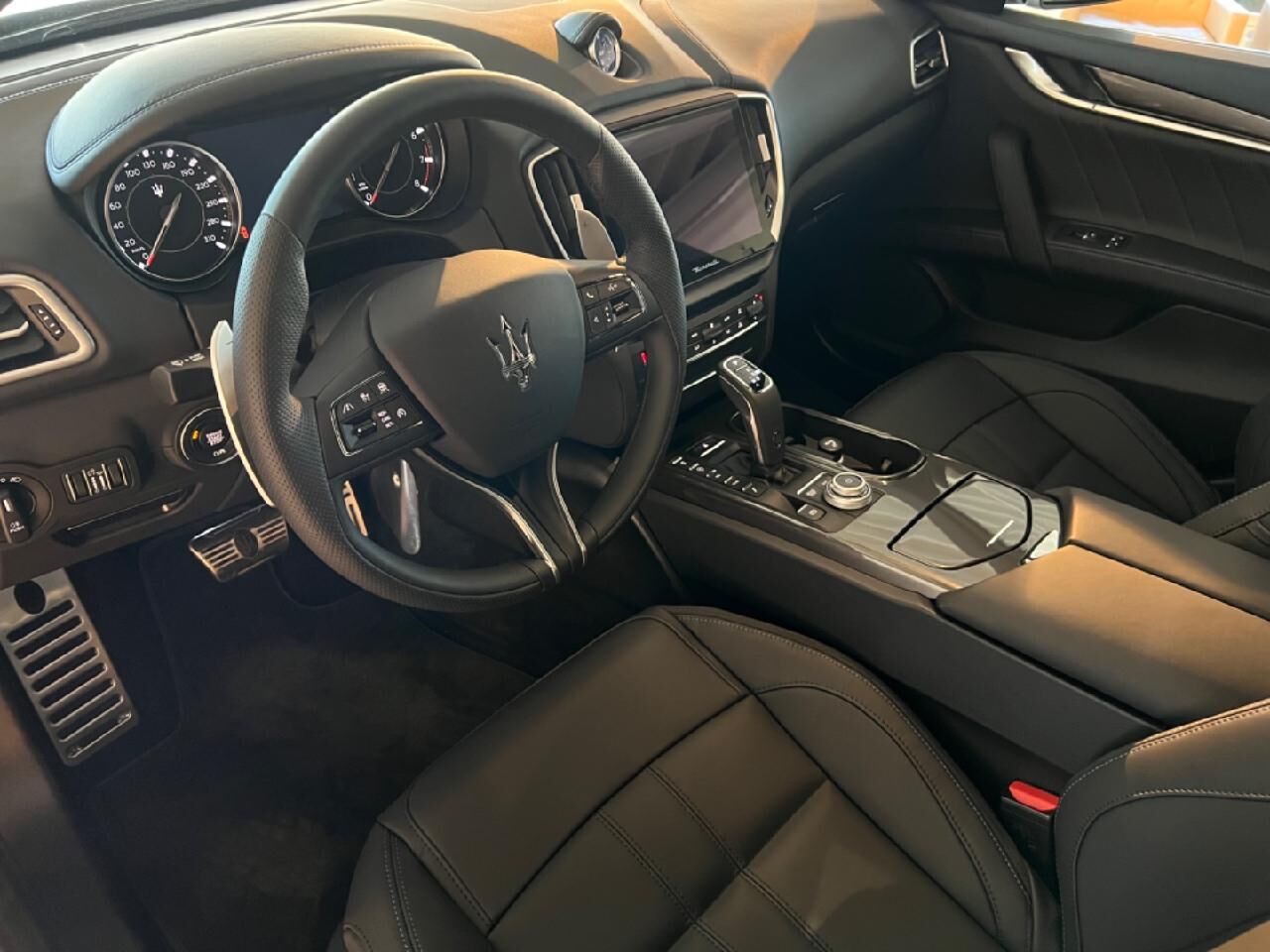 MASERATI Ghibli GT Mild-Hybrid *Maserati-IN* Ansicht 7 für Fahrzeugdetailseite