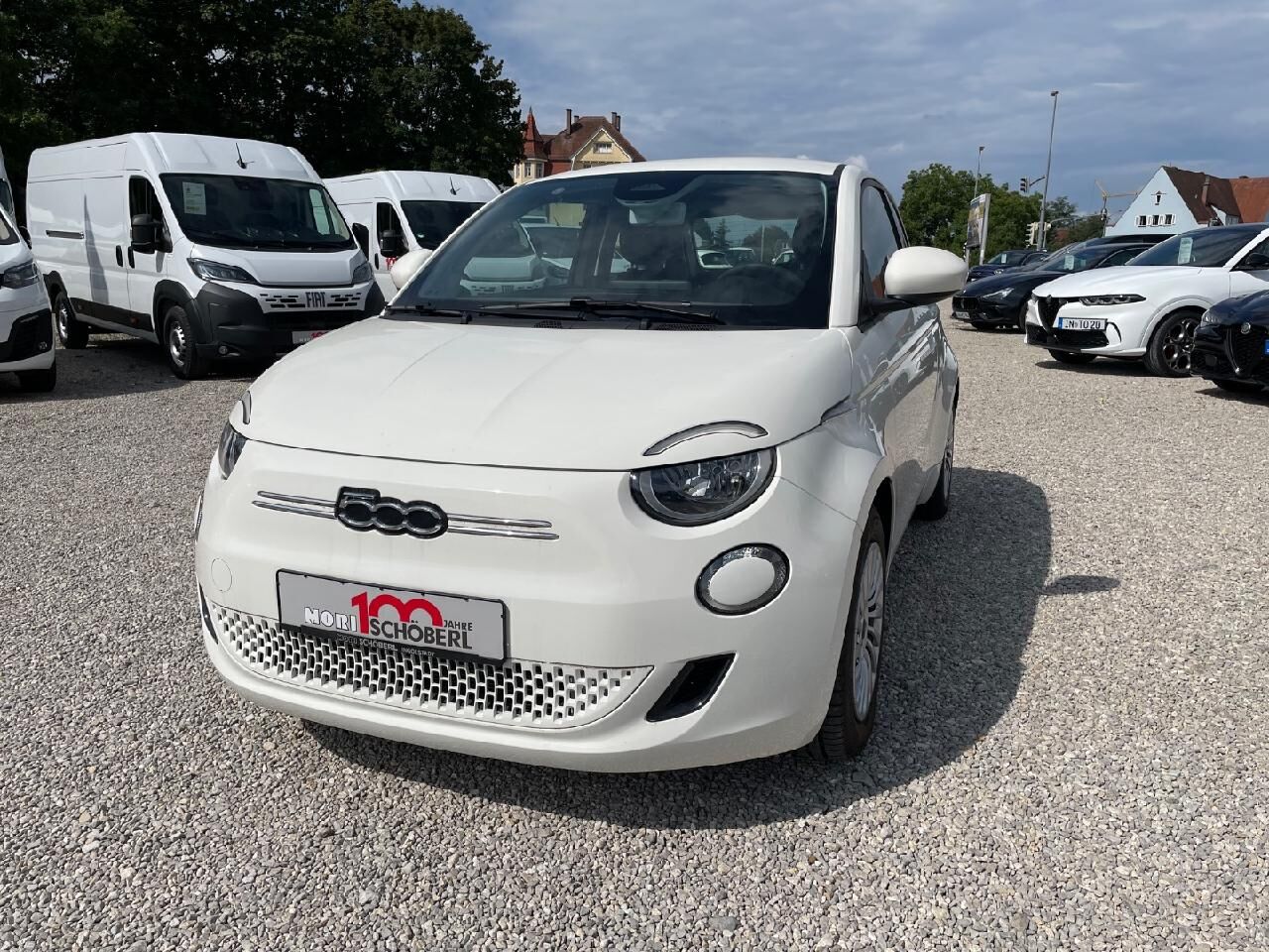 FIAT 500e 42kWh Ansicht 1 für Fahrzeugdetailseite