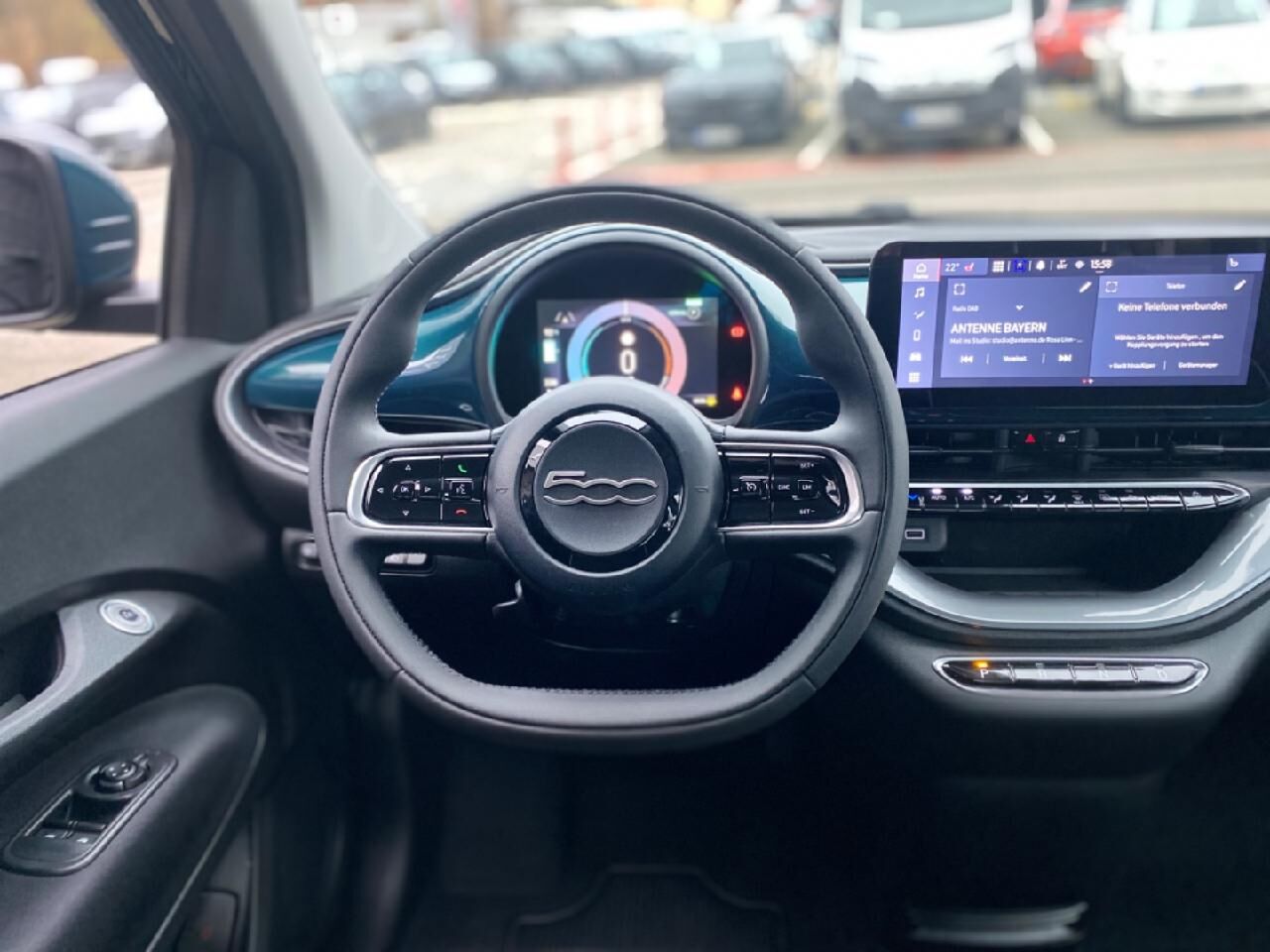 FIAT 500e 42kWh Komfort-Paket Metallic Ansicht 7 für Fahrzeugdetailseite