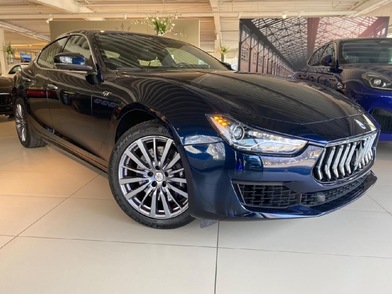 MASERATI Ghibli GT Mild-Hybrid *Maserati-IN* Ansicht 2 für Fahrzeugdetailseite