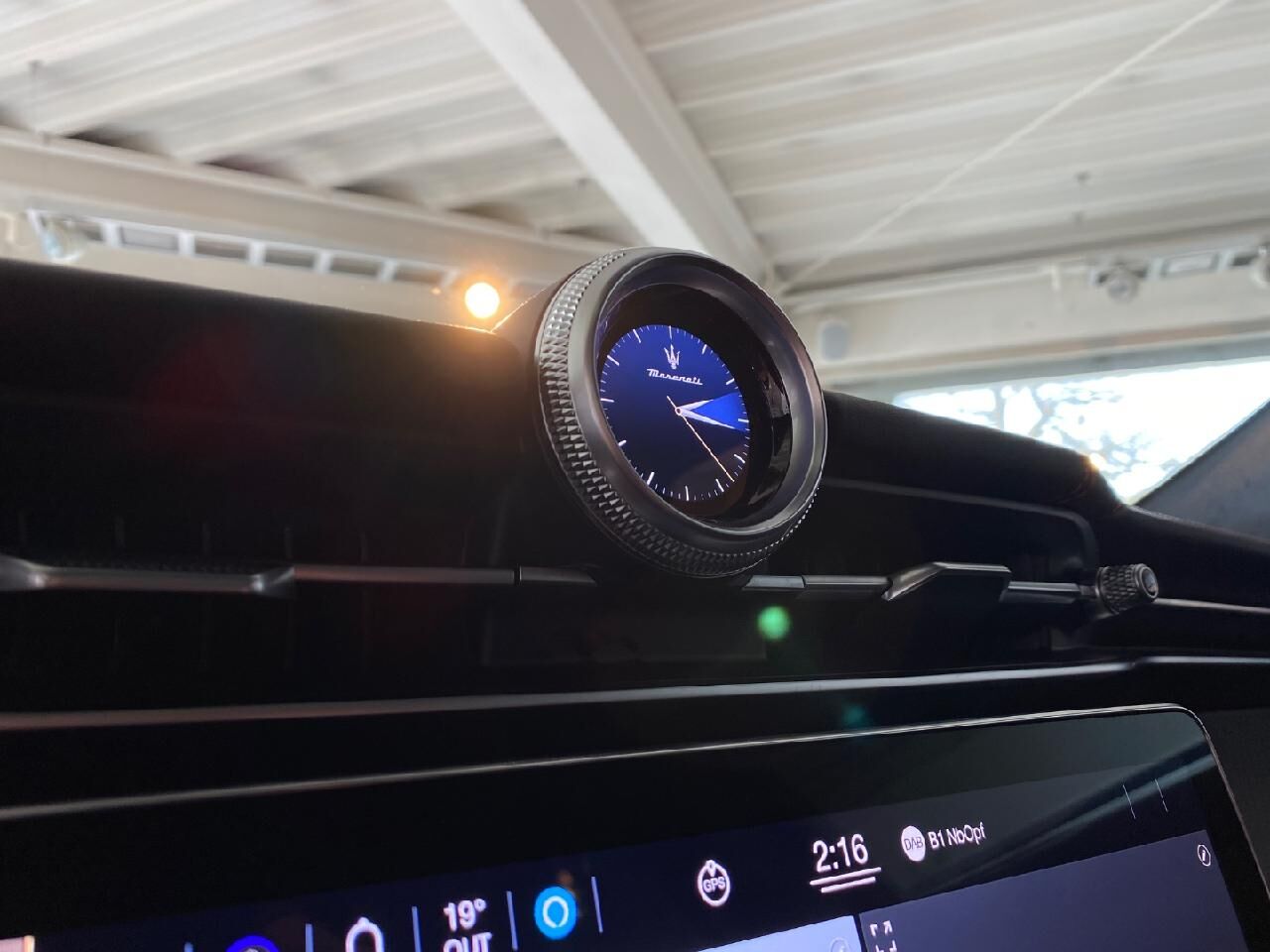 MASERATI Grecale Trofeo V6 AWD *Maserati-IN* Ansicht 13 für Fahrzeugdetailseite