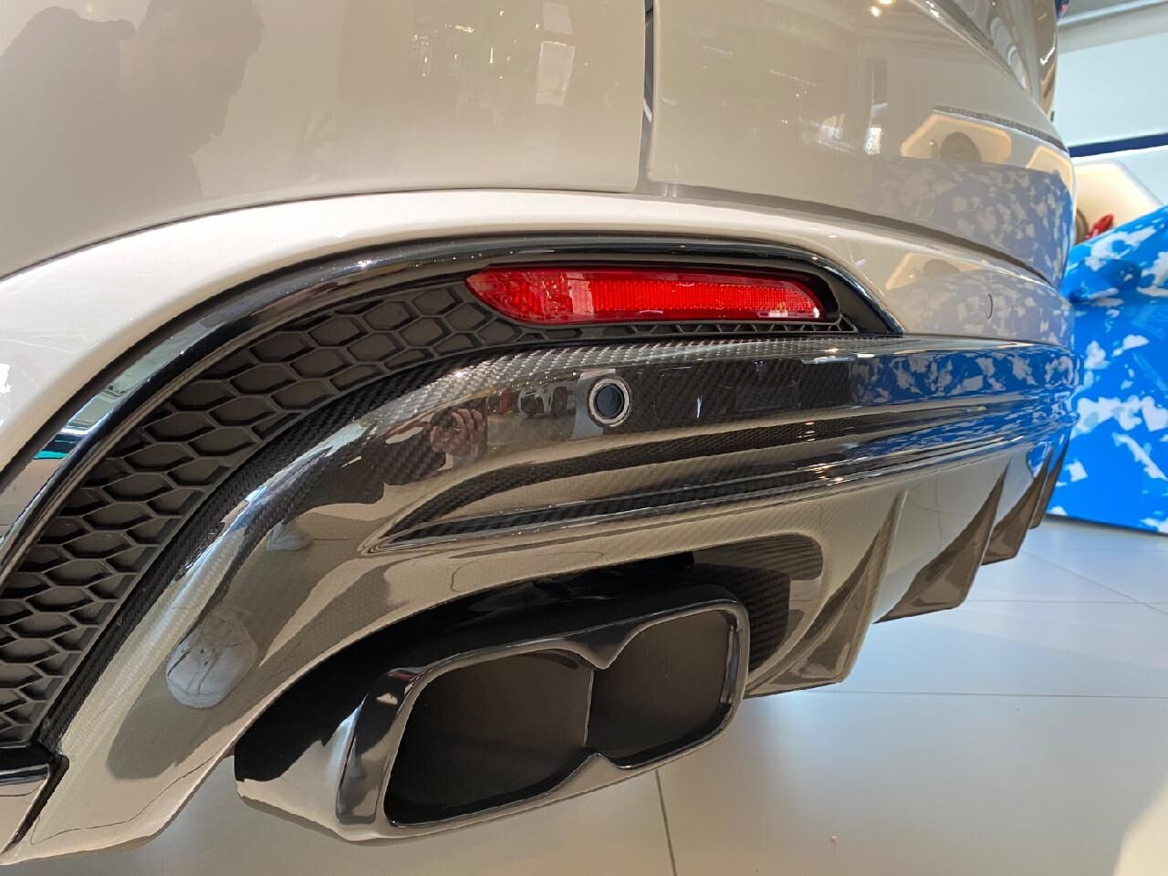 MASERATI Grecale Trofeo V6 AWD *Maserati-IN* Ansicht 5 für Fahrzeugdetailseite