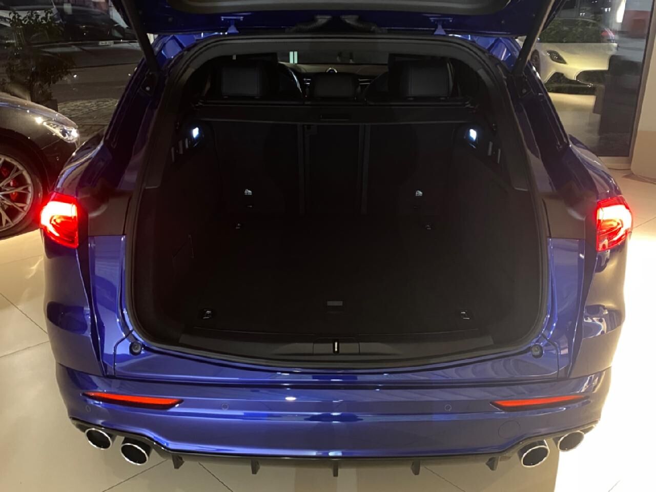 MASERATI Grecale GT Primaserie AWD *Maserati-IN* Ansicht 10 für Fahrzeugdetailseite
