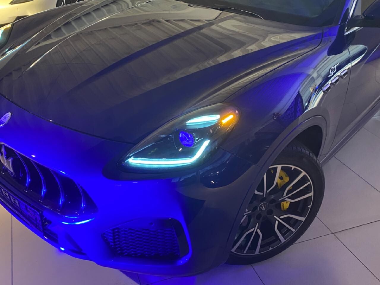 MASERATI Grecale GT Primaserie AWD *Maserati-IN* Ansicht 5 für Fahrzeugdetailseite