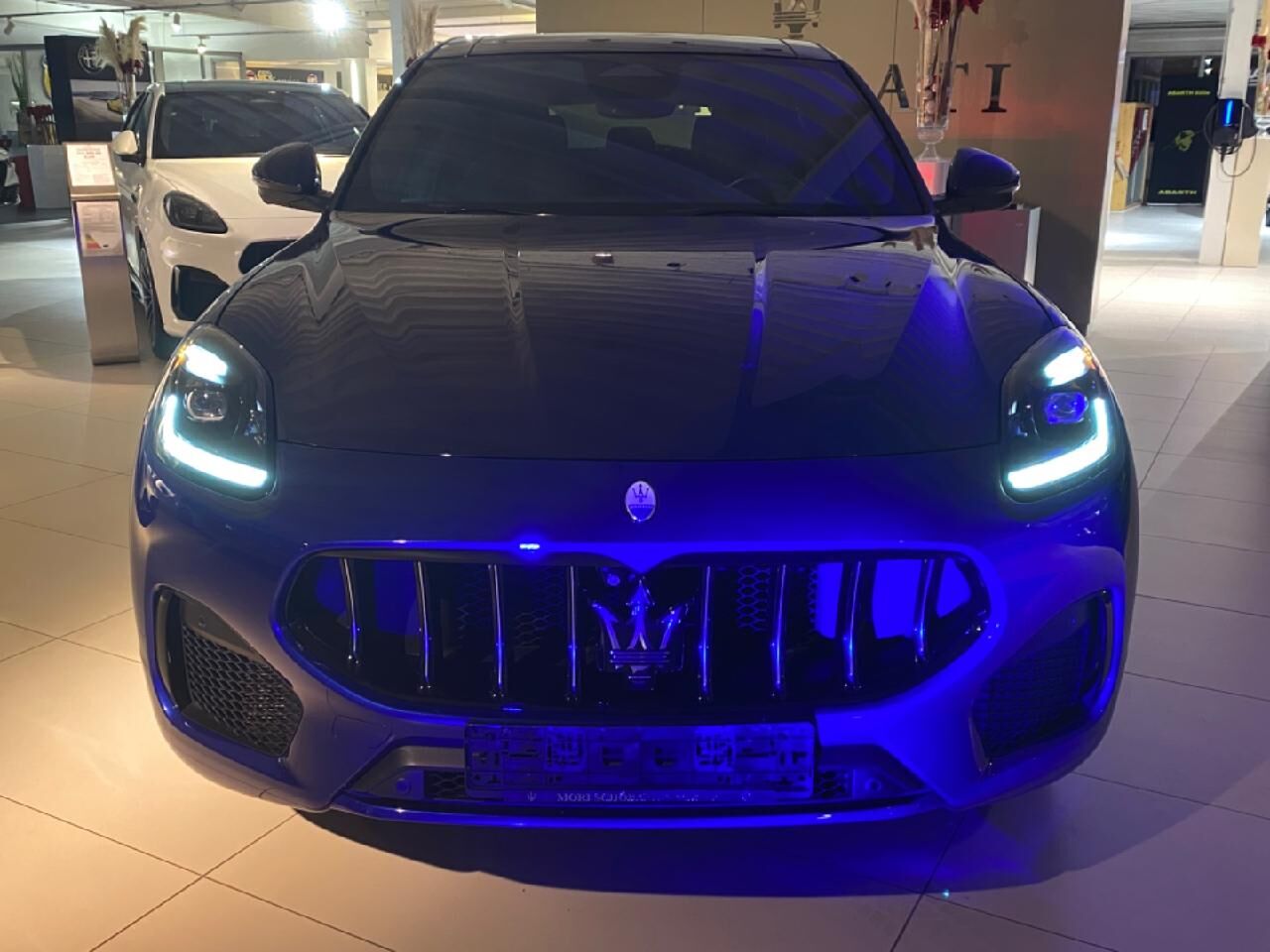 MASERATI Grecale GT Primaserie AWD *Maserati-IN* Ansicht 6 für Fahrzeugdetailseite