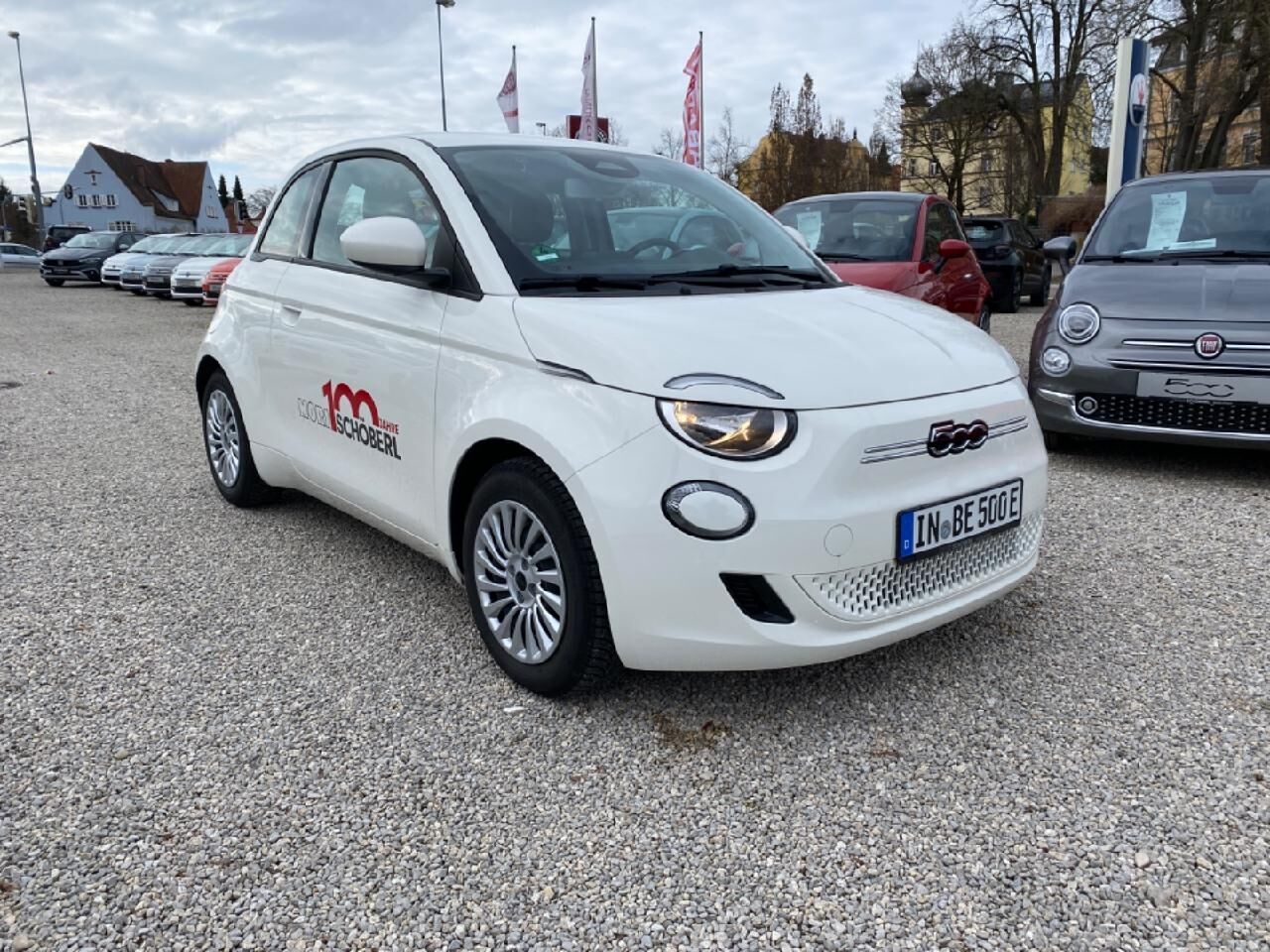 FIAT 500e Action Ansicht 2 für Fahrzeugdetailseite
