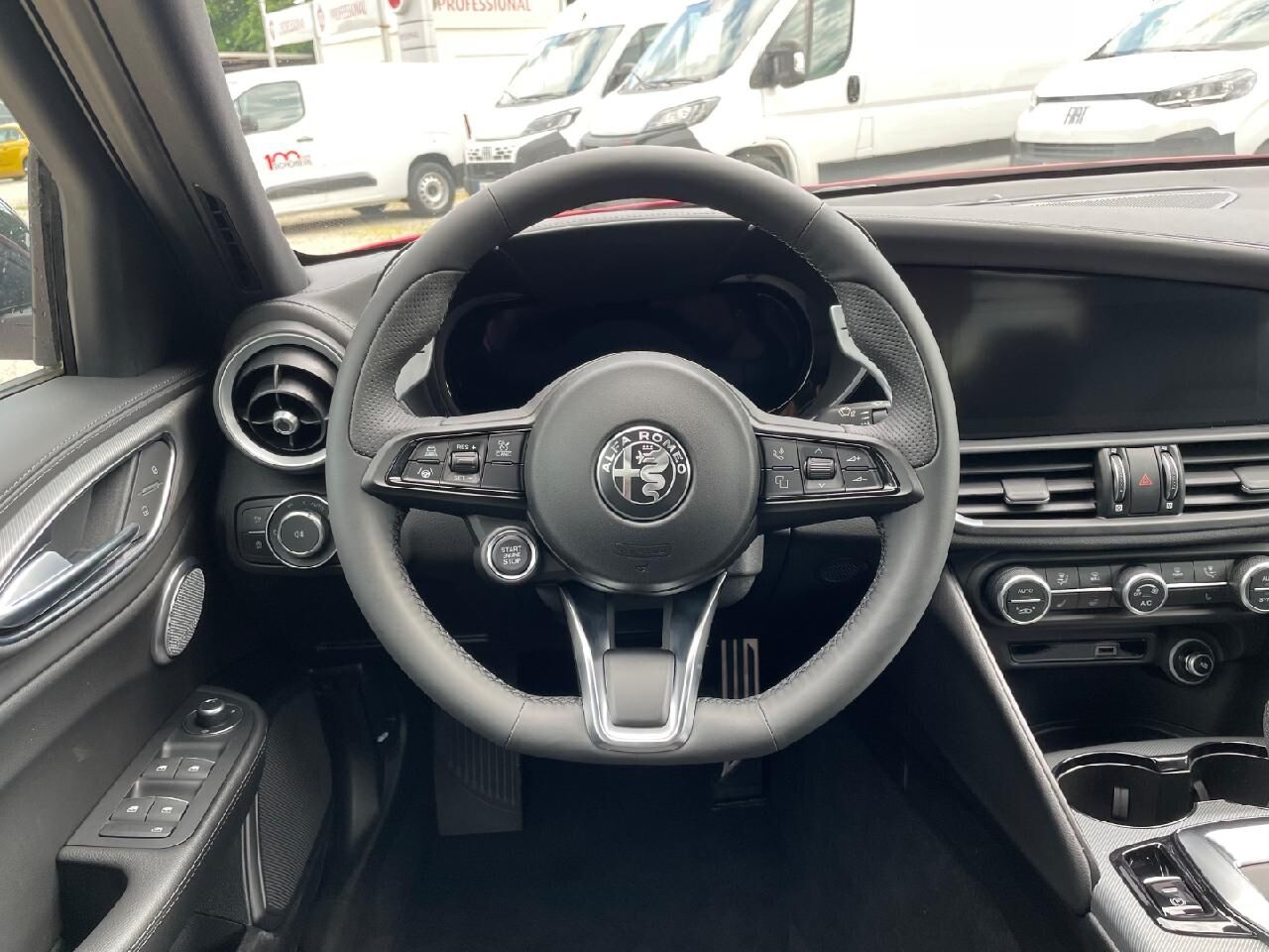 ALFA ROMEO Giulia Veloce Q4 Ansicht 7 für Fahrzeugdetailseite
