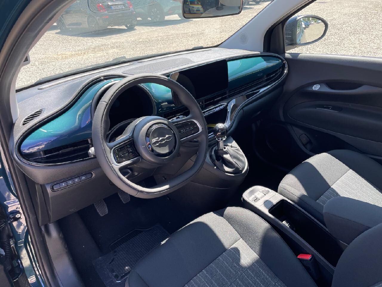 FIAT 500 1.0 Hybrid FireFly 48 kW Torino Ansicht 6 für Fahrzeugdetailseite