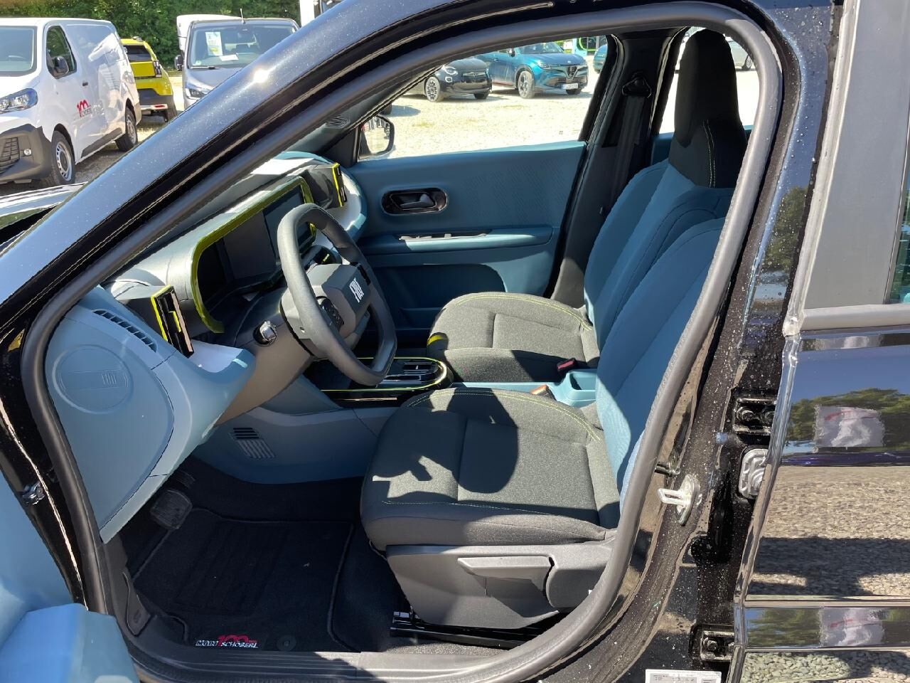 FIAT Grande Panda 1.2 Hybrid 74 kW Business Edition Ansicht 6 für Fahrzeugdetailseite